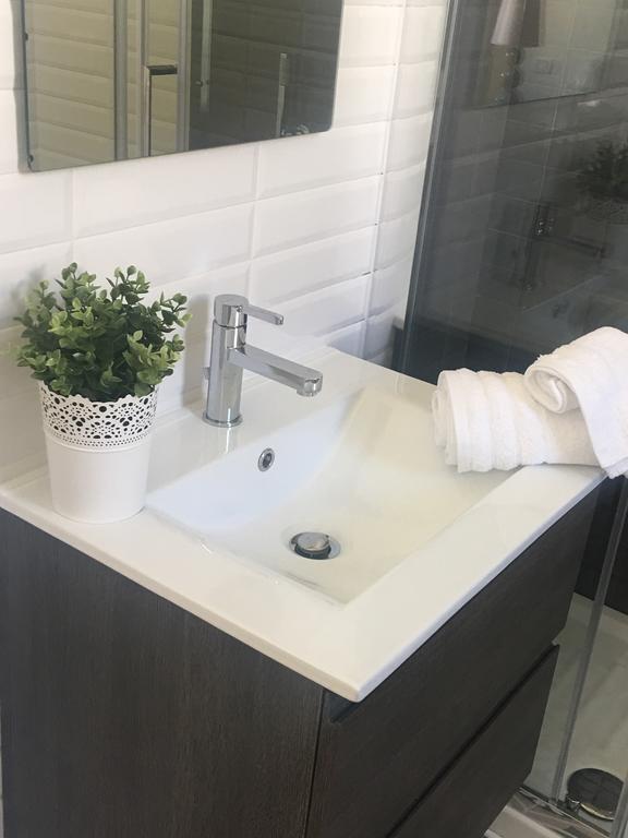 Bb22 Cagliari Hotel Bagian luar foto
