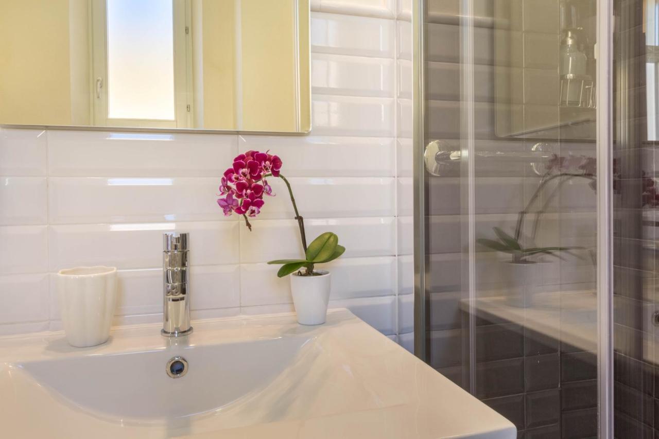 Bb22 Cagliari Hotel Bagian luar foto