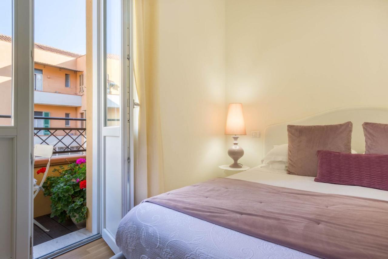 Bb22 Cagliari Hotel Bagian luar foto